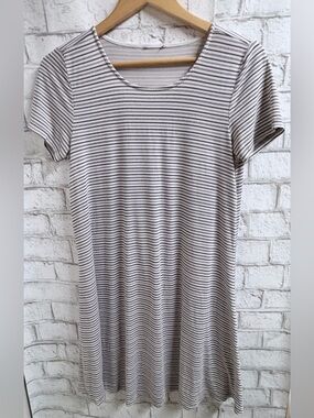 Women's Short-Sleeve Striped Tunic Dress Gray & White